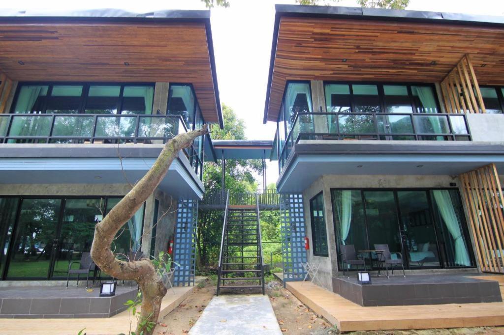Baan Chao Mai Beach House Trang Exterior photo